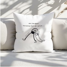 Qoeuyl Boutique Akli Dengemi Korumaya Çalışıyorum Baskılı Komik Hediyelik Elyaf Saten Dekoratif Yastık