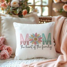 Qoeuyl Boutique Mom Heart Of The Family Baskılı Anneler Günü Hediyelik Elyaf Dolgulu Saten Dekoratif Yastık