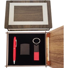 Avensyy Özel Ahşap Kutulu Kırmızı Kalem Anahtarlık ve Çakmak Set