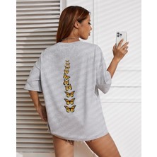 Amor Face Büyük Beden Özel Tasarım Uçuşan Kelebekler Sırt Baskılı %100 Pamuk Oversize Kadın T-Shırt