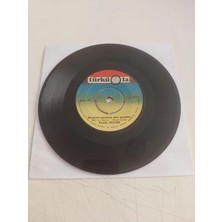 Plakperest Yıldız Tezcan –  Ne Güzel Yaratmış Seni Yaradan - 1971 Türkiye Basım 45’lik Plak /kapaksız-2.el