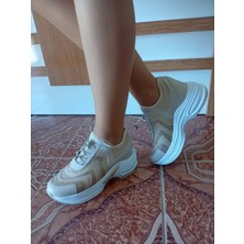 Kadın Yüksek Taban Rahat Şık Günlük Spor Ayakkabı Bej Renk