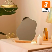 Evcazım Asimetrik Bulut Ayna - Dekoratif Ahşap Ayaklı Masaüstü Makyaj Aynası 25x20 cm (Çerçevesiz & Modern Tasarım)