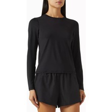 Lüks Yuvarlak Yaka Üst. Esnek & Nefes Alabilen, Günlük Konfor