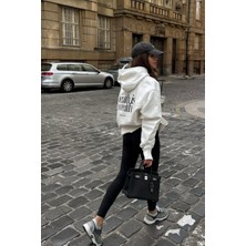 Le'sluette Kadın Oversize %100 Pamuk Baskılı Sweatshirt Pilates Health Is Wealth Beyaz