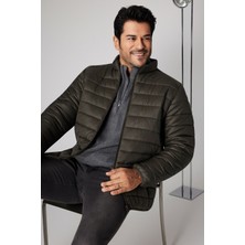 Altınyıldız Classics Rüzgar Geçirmez Taşınabilir Çantalı Sıcak Tutan Ultra Hafif Standart Fit Haki Şişme Erkek Mont