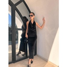 Betül Nayır Degaje Yaka Kadife Elbise -Siyah