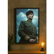 Mustafa Kemal Atatürk Askerî Üniformalı Klasik Portre Tablo (Çerçeveli)