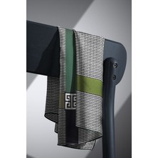 Vissona %100 Twill Ipek Kazayağı Desenli Zümrüt Yeşili - Haki Renkli 90X90 Eşarp Dikim Şekli : El Dikişi