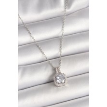 Stainles Steel 316L Çelik Gümüş Renk Zincir Zirkon Taşlı Kare Model Kadın Kolye