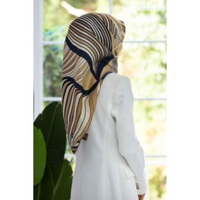 Vissona %100 Twill Ipek Okyanus Dalgası Desenli Bej - Siyah Renkli 90X90 Eşarp Kenar Dikiş Şekli El Dikişli