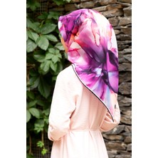 Vissona %100 Twill Ipek Batik Çiçek Desenli Mürdüm - Indigol Renkli 90X90 Eşarp Kenar Dikiş Şekli El Dikişli