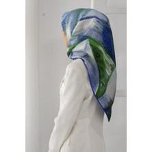 Vissona %100 Twill Ipek Efektli ve Geometrik Desenli Fıstık Yeşili - Saks Renkli 90X90 Eşarp Dikim Şekli : E