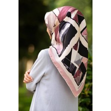 Vissona %100 Twill Ipek Geometrik Desenli Pudra - Gri Renkli 90X90 Eşarp Dikim Şekli : El Dikişi