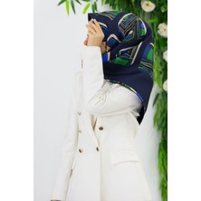 Vissona %100 Twill Ipek Geometrik Kare Desenli Lacivert - Zümrüt Yeşili Renkli 90X90 Eşarp Dikim Şekli : El
