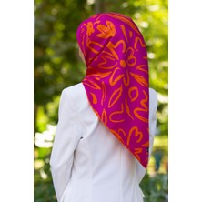 Vissona % 57 Ipek % 43 Viskon Twill Ipek Büyük Çiçek Desenli Fuşya - Turuncu Renkli 90X90 Eşarp Dikim Şekli