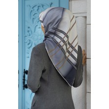 Vissona %100 Twill Ipek Geometrik Desenli Gri - Bej Renkli Renkli 90X90 Eşarp Dikim Şekli : El Dikişi