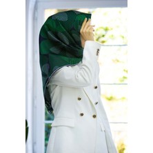 Vissona %100 Twill Ipek Çizgili Çiçek Desenli Lacivert - Zümrüt Yeşili Renkli 90X90 Eşarp Dikim Şekli : El D