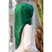 Vissona %100 Twill Ipek Doku Desenli Zümrüt Yeşili Renkli 90X90 Eşarp Dikim Şekli : El Dikişi