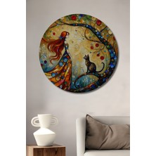 Teona Ahşap Kadın ve Siyah Kedi Sanatlı Ahşap Dekoratif Tablo Yuvarlak Duvar Tablosu