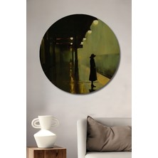 Teona Ahşap Yağlı Boya Görünümlü Tek Başına Bir Kadın Istasyon Tablosu  Yuvarlak Duvar Tablosu