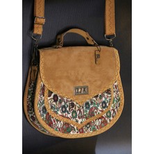 Pujiva Büyük Boy Etnik Tarz Kilim Desenli, Omuz Askılı, Fermuarlı, Kilitli, Desenli Omuz Askılı Çanta