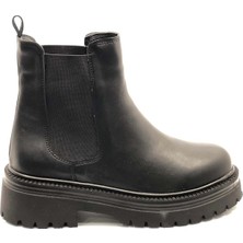 Kocamanlar Ayakdaş 9956 Kaymaz Düz Taban Kadın Bot