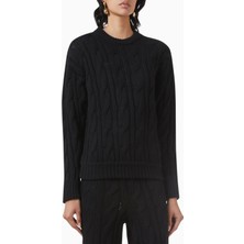 Roundneck Sweater, Lüks Yün Örgü Rahat ve Zamansız Siyah Triko