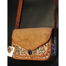 Pujiva -Büyük Boy-Etnik Desenli, Fermuarlı, Kilitli, Desenli, Suet Kapaklı El ve Omuz Askılı Çanta
