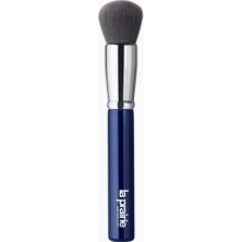 La Prairie Lüks Pudra Fondöten Fırçası Doğal ve Kusursuz Ten Görünümü