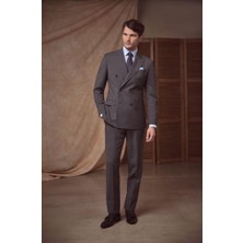 İlayda Emir Kırlangıç Yaka, Kruvaze, Slim Fit, 6 Drop, 6 Düğmeli, Çizgili Erkek Takım Elbise, Kahverengi