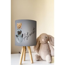 Talia Home Sevimli Astronot Ayı Desenli Çocuk Odası Abajur Masa Lambası TLAB-316