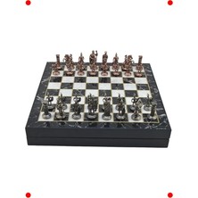 MarkEntegra Metal Roma Satranç Takımı - Antik Mermer Desenli Sandıklı Tahta