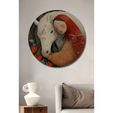Teona Ahşap Masalsı Kucaklama At Ve Kız Çocuk Temalı Ahşap Dekoratif Tablo Yuvarlak Duvar Tablosu