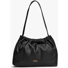 Tommy Hilfiger Kadın Soft Leather Büzgü Detaylı Deri Omuz Çantası - Siyah