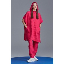 Tığ Triko Kadın Kapüşonlu ve Kapitone Dokulu Triko Detaylı Panço - Fuşya