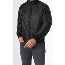 Armani Exchange Erkek Tam Kalıp Tonal Yazı Baskılı Dolgulu Bomber Mont - Siyah