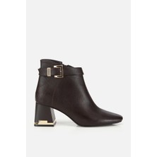 Yaya By Hotiç Kadın Kahverengi Kemer Detaylı Topuklu Bot