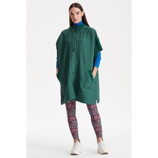 Tığ Triko Kadın Kapüşonlu ve Kapitone Dokulu Triko Detaylı Panço - Koyu Yeşil