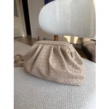 Melecco En Trend: Örgü Detaylı Kapitone Postacı / Clutch Çanta | Omuz Askılı Şıklık