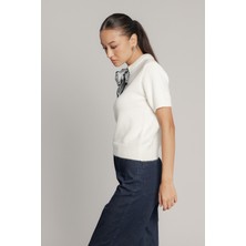 Nisan Triko Bisiklet Yaka Fularlı Triko Kazak