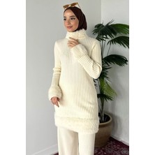 Julude Gülseli Peluş Detaylı Kendinden Çizgi Desenli Tesettür Triko Tunik P-00020134