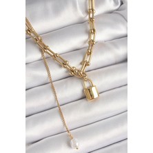 Shopwave 316L Çelik Gold Renk Zincir Model Kilit Figür Sallantı Inci Detay Kadın Kolye - TJ-BKO9938