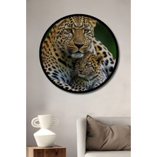 Leopar Annesi ve Yavrusu Yağlı Boya Görünümlü Ahşap Tablo Yuvarlak Duvar Tablosu Çerçeve Görünümlü