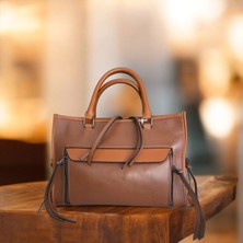 Valentina Victoria Valvic Hakiki Deri Şık,modern,deri Elcikli ,ön Cepli ve A 4 Sıgmakta Olankadın Elçanta