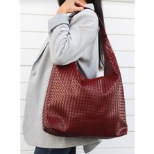 Turqa Bordo Örgü Desen Yumuşak Deri Büyük Boy Kadın Omuz Çantası