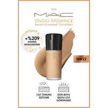 M.A.C Studio Radiance NW22 Powered™ Serum Foundation For Plump And Radiant Skin 30 ml FNDTN164