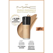 M.A.C Studio Radiance NW20 Powered™ Dolgun ve Işıltılı Cilt Serum Fondöten 30 ml