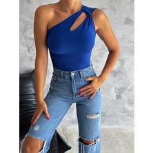 Qutta Kadın Omuz Burgulu Crop Bluz