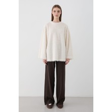 Jaste Kadın Oversize Peluş Kazak EKRU